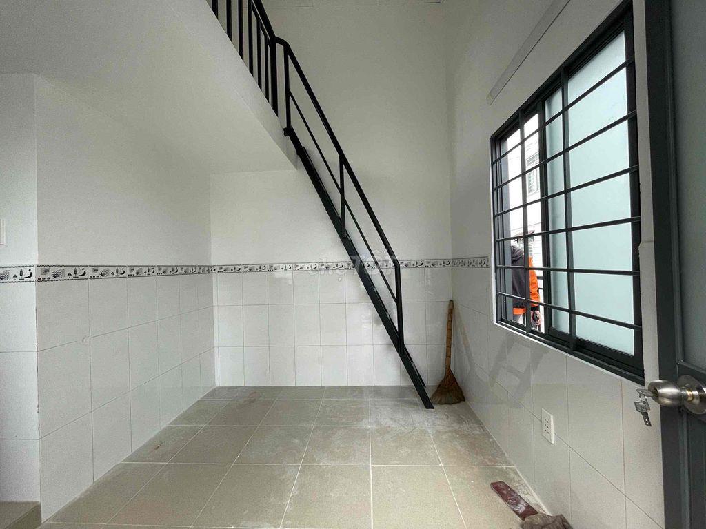 MỚI XÂY PHÒNG TRỌ FULL DÃY BAN CÔNG CHUNG THÔNG THOÁNG, ĐÓN NẮNG - GIÓ