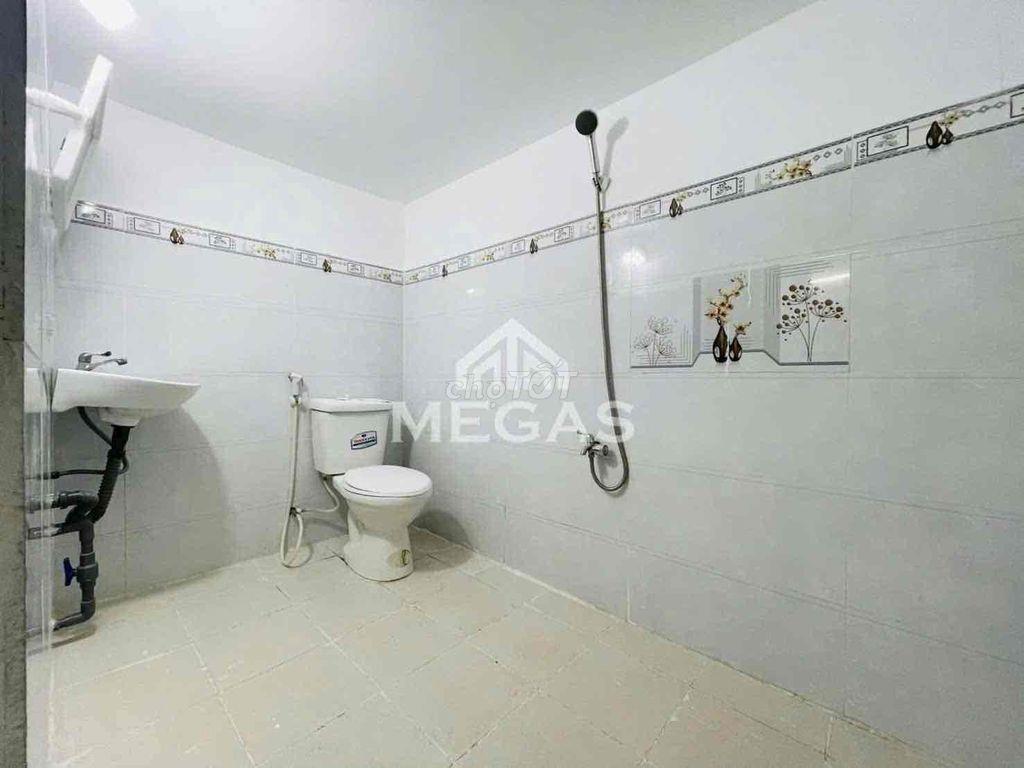 PHÒNG TRỌ GIÁ RẺ CÓ THANG MÁY NGAY ĐH VĂN HIẾN VÀ CÔNG VIÊN ĐẦM SEN
