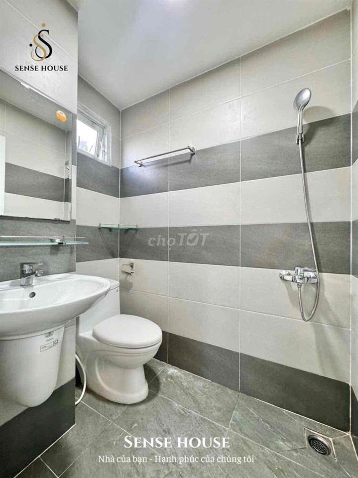 CĂN HỘ DỊCH VỤ ĐẦY ĐỦ TIỆN NGHI,VỊ TRÍ NẰM NGAY TRUNG TÂM QUẬN TÂN PHÚ