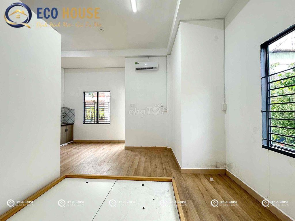 STUDIO BAN CÔNG RIÊNG GIÁ RẺ NẰM SÁT ĐẦM SEN, QUA ĐH VĂN HIẾN CHỈ 7P