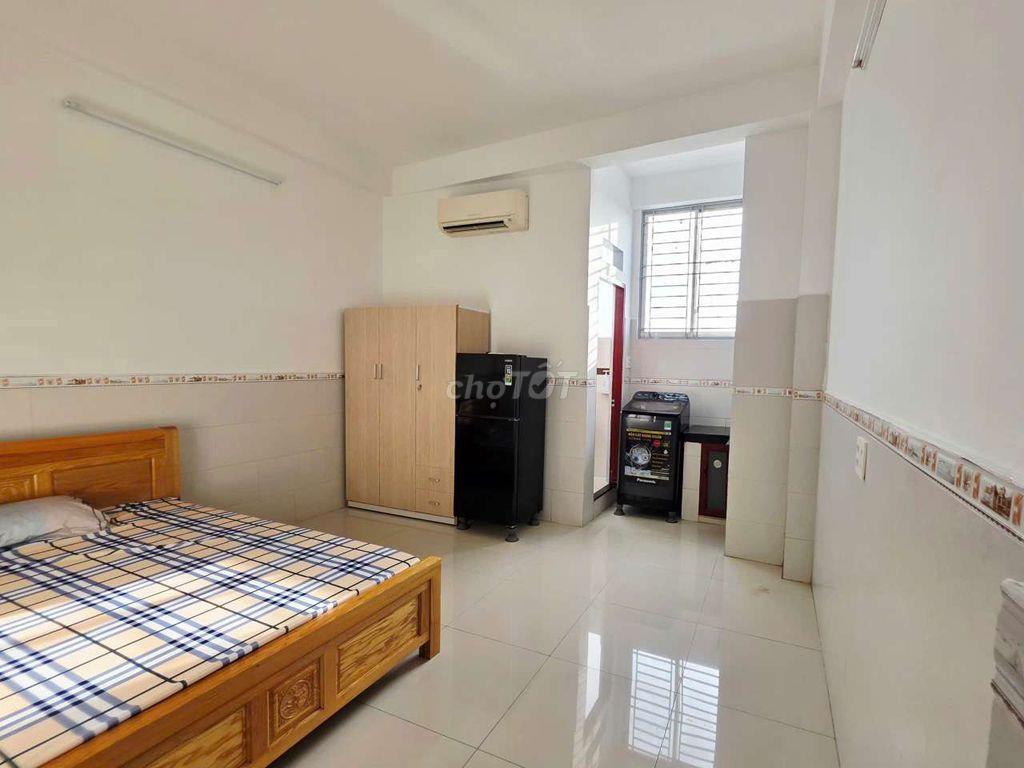 phòng trọ chính chủ, đầy đủ tiện nghi, có thang máy