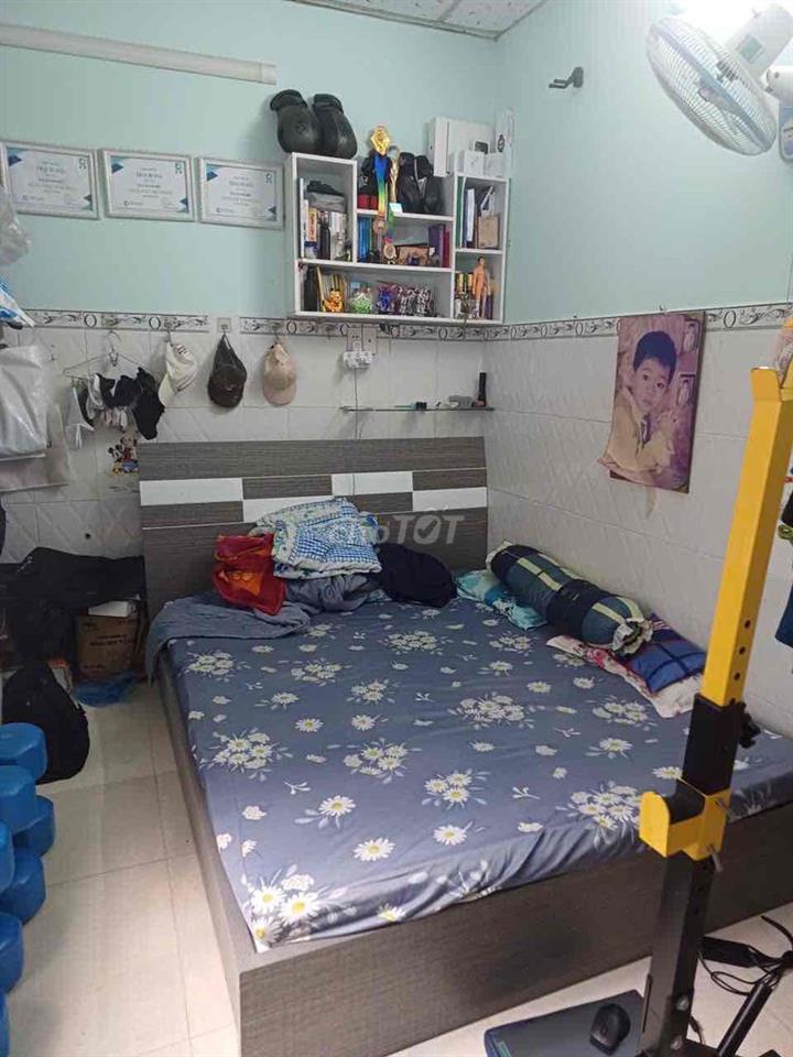 CẮT LỖ BÁN GẤP NHÀ 1T1L HXH BÀ HOM, NGAY CV PHÚ LÂM Q6. GIÁ CHỈ 4TỶ5/4