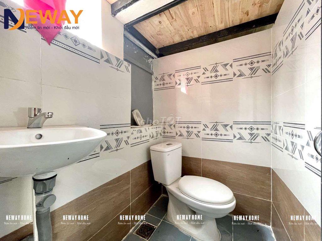 PHÒNG GÁC CAO MỚI XÂY ĐẸP KENG - SẴN MÁY LẠNH - GẦN CHỢ TÂN HƯƠNG 