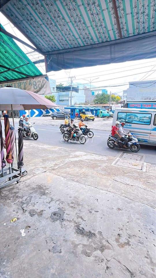 MẶT BẰNG LỚN NGAY VỊ TRÍ ĐẸP ĂU CƠ - LŨY BÁN BÍCH - KẾ ĐH VĂN HIẾN 