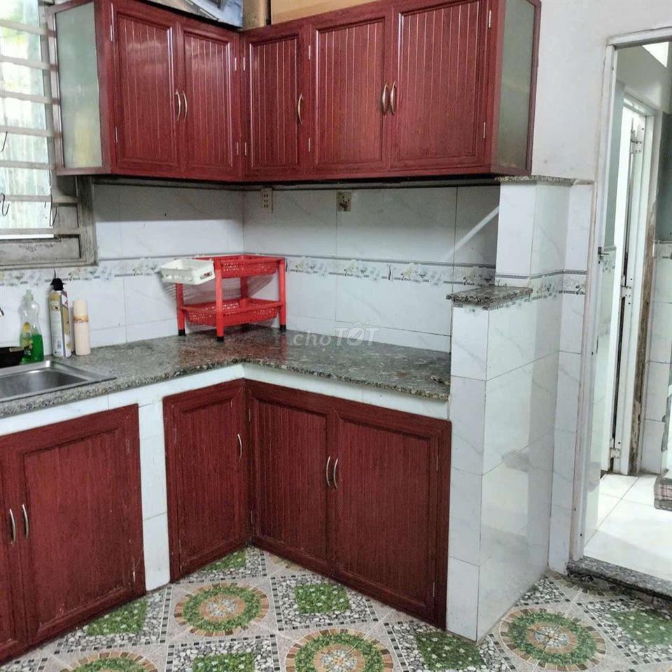 còn trống 1 phòng cần cho thuê 