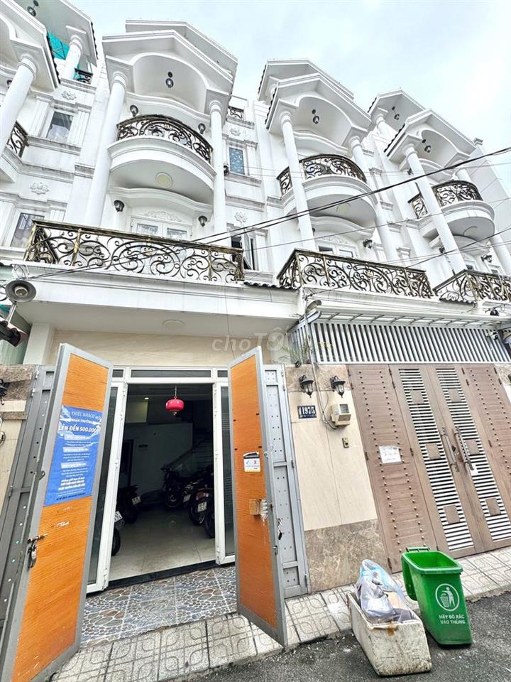 TRỐNG SẴN PHÒNG RỘNG MỚI 