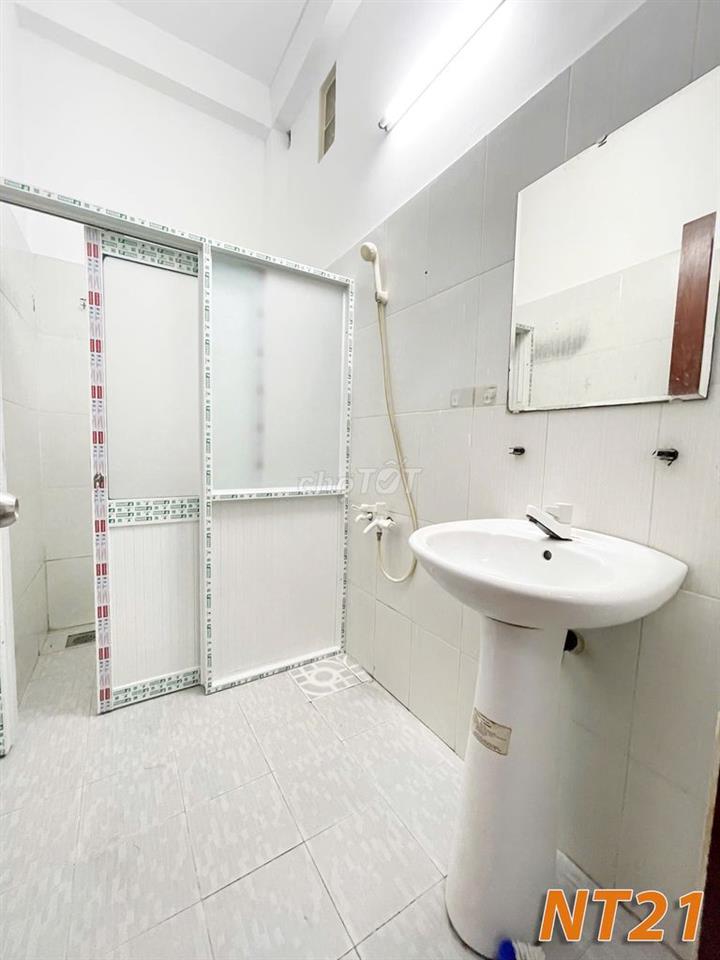 KTX SINH VIÊN CAO CẤP - GIẢM 50% TIỀN THUÊ