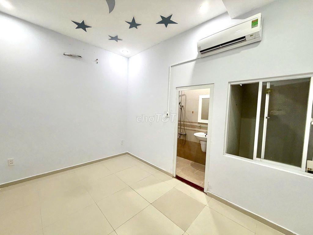 TRỐNG NHIỀU PHÒNG RỘNG MỚI-SẴN NỘI THẤT