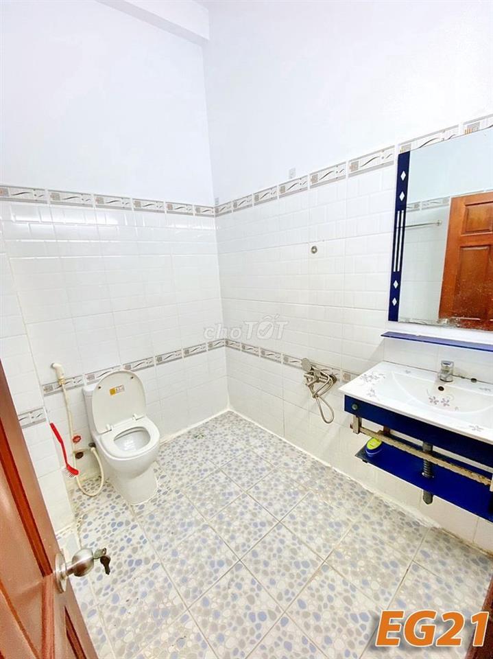 TRỐNG NHIỀU PHÒNG RỘNG MỚI-SẴN NỘI THẤT