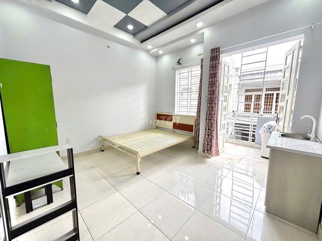 TRỐNG NHIỀU PHÒNG RỘNG MỚI-SẴN NỘI THẤT