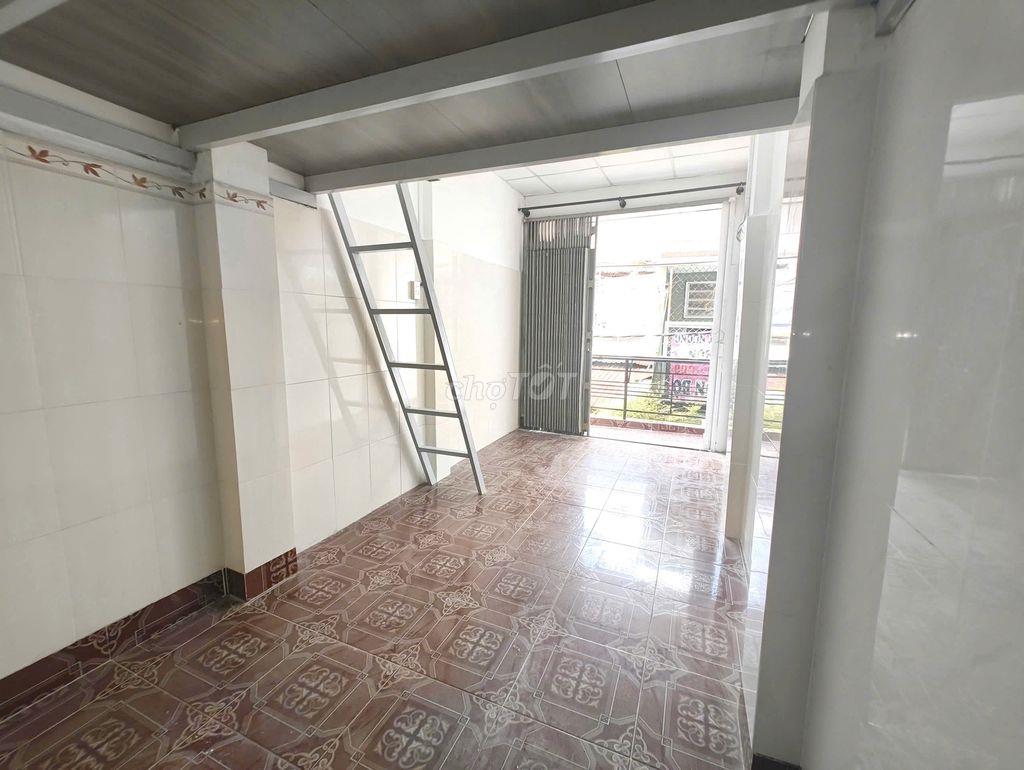 SẴN NHIỀU PHÒNG GÁC/KO GÁC - CÓ PHÒNG MÁY LẠNH
