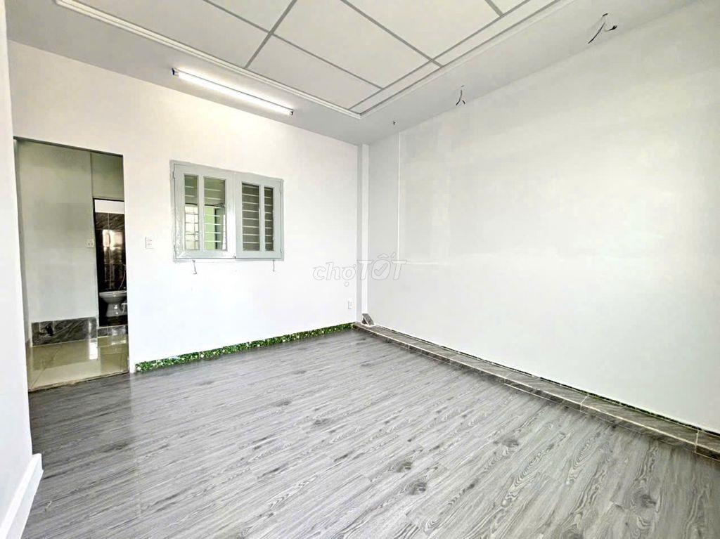 TRỐNG SẴN NHIỀU PHÒNG RỘNG THOÁNG