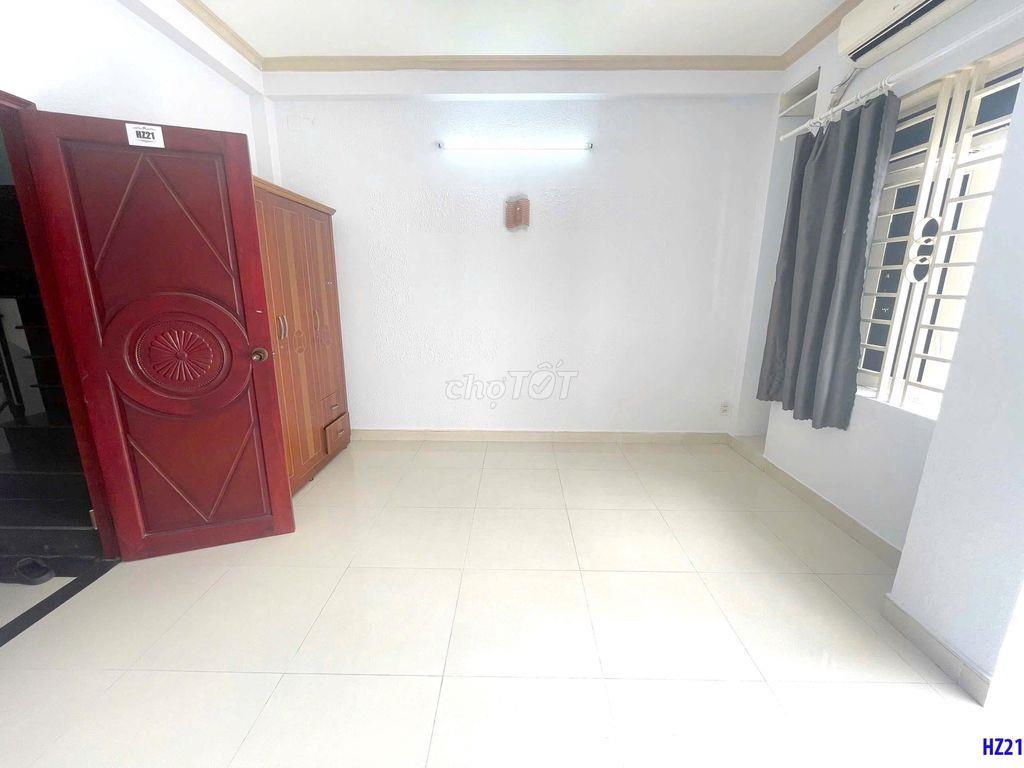 TRỐNG SẴN NHIỀU PHÒNG RỘNG THOÁNG