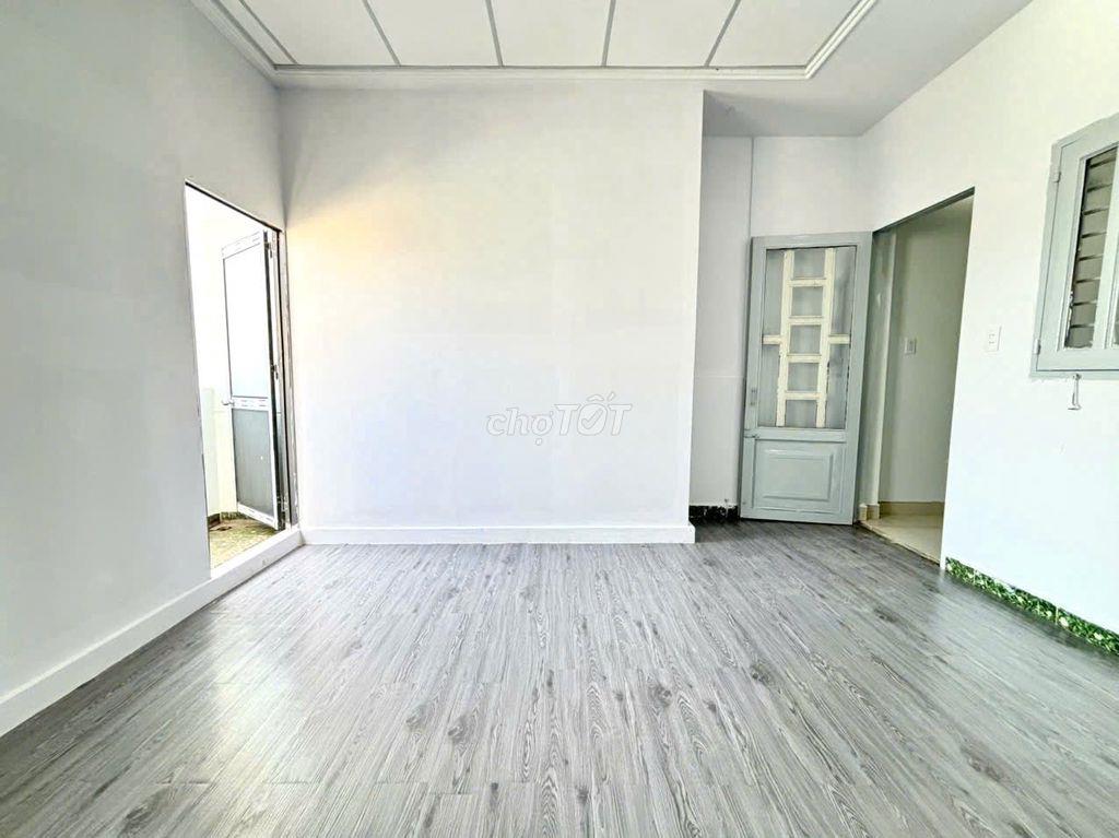 TRỐNG SẴN NHIỀU PHÒNG RỘNG THOÁNG