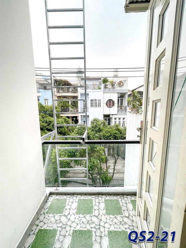 SẴN NHIỀU PHÒNG NỘI THẤT/BAN CÔNG THOÁNG