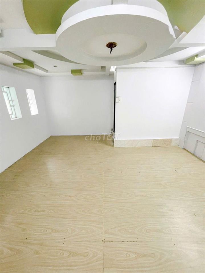 TRỐNG NHIỀU PHÒNG RỘNG RÃI Ở LIỀN ĐƯỢC