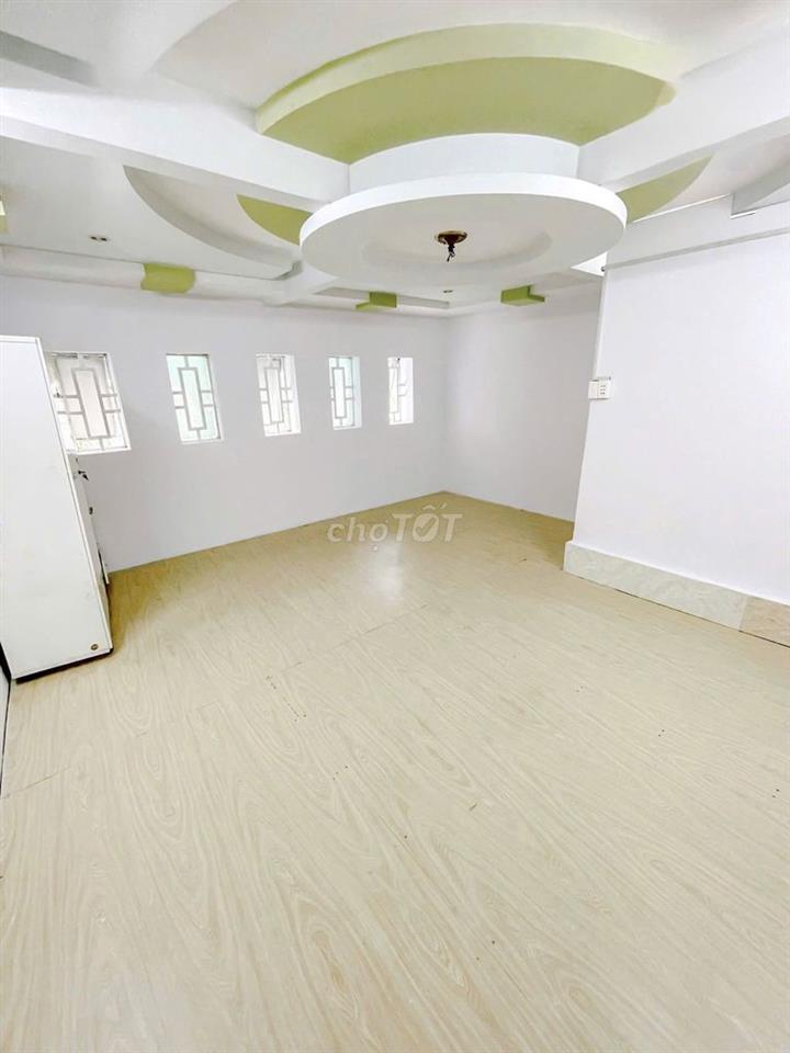 TRỐNG NHIỀU PHÒNG RỘNG RÃI Ở LIỀN ĐƯỢC