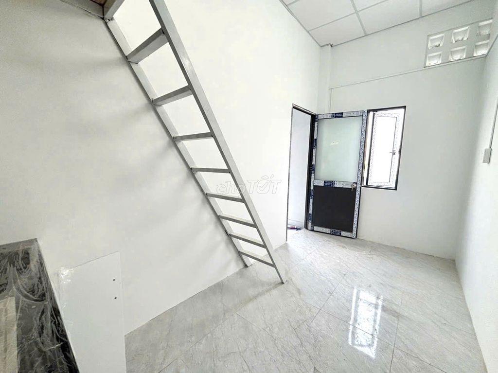 TRỐNG NHIỀU PHÒNG RỘNG THOÁNG CÓ GÁC/KO GÁC