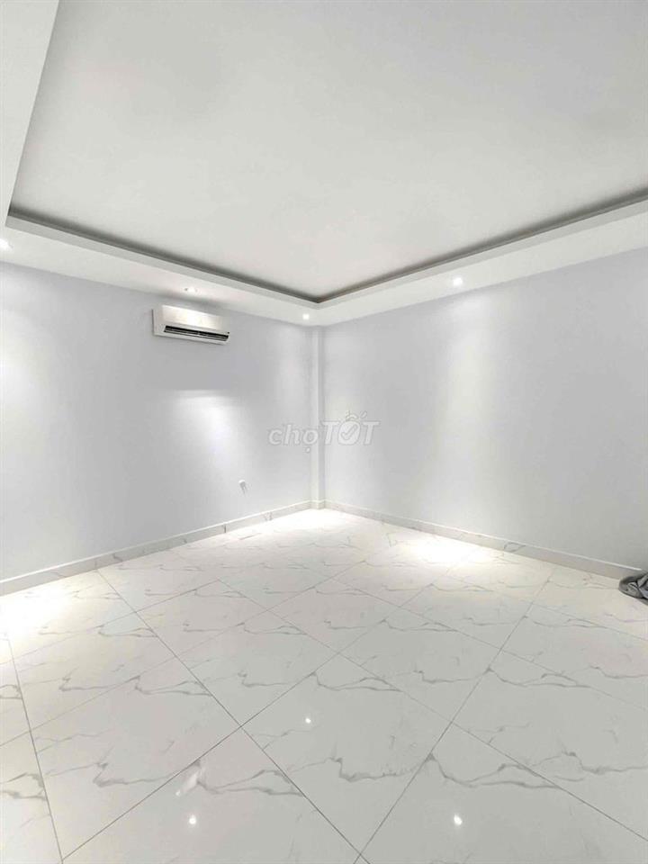 SẴN NHIỀU PHÒNG DUPLEX - BAN CÔNG THOÁNG