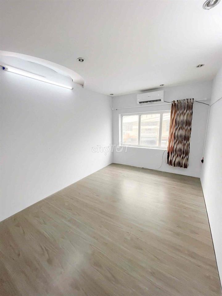 SẴN NHIỀU PHÒNG DUPLEX - BAN CÔNG THOÁNG