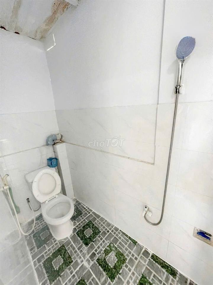 SẴN NHIỀU PHÒNG GIÁ RẺ - CÓ PHÒNG NỘI THẤT