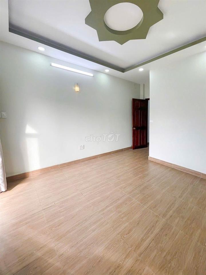 TRỐNG PHÒNG GIÁ RẺ RỘNG RÃI