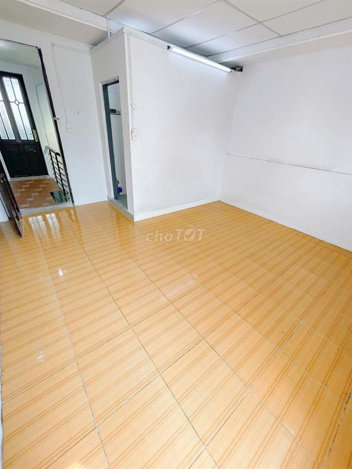 SẴN PHÒNG GÁC/BAN CÔNG RỘNG MỚI