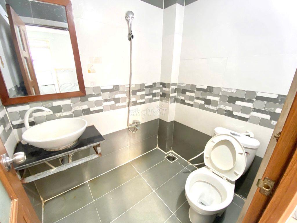 PHÒNG SẴN NỘI THẤT RỘNG RÃI