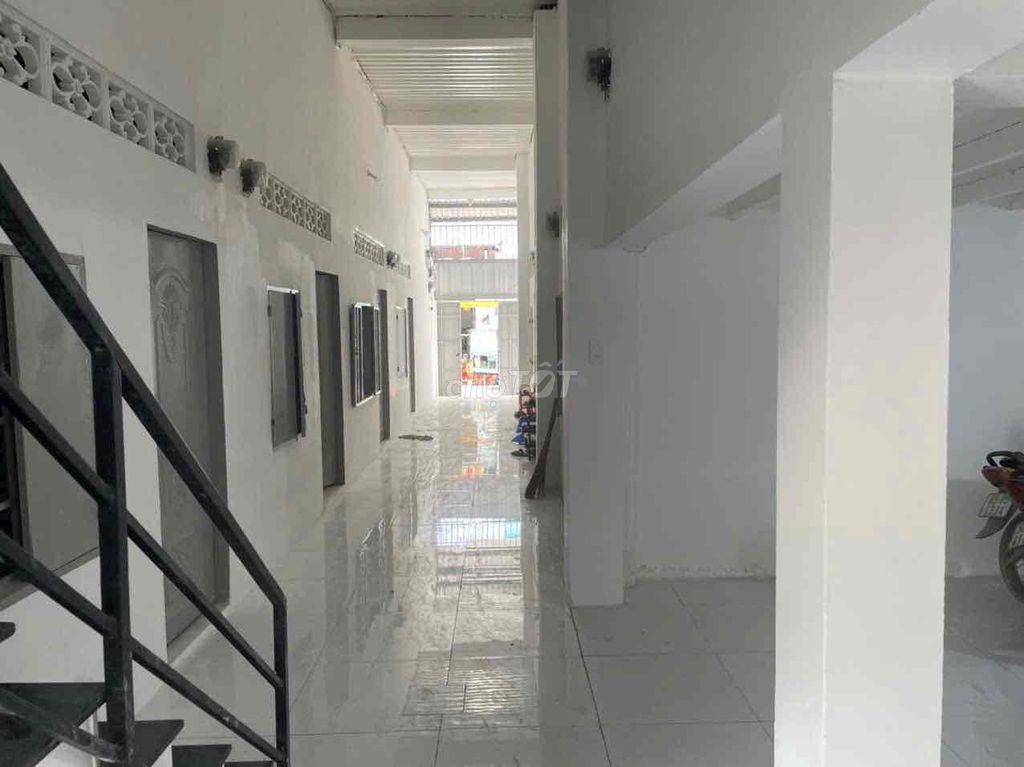 Cho thuê phòng trọ liên khu 5-6 sẵn điều hoà