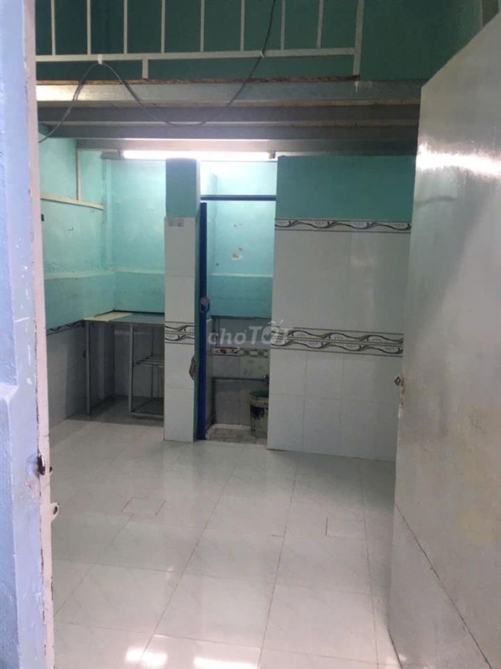 CHO THUÊ PHÒNG TRỌ RIÊNG LẺ, GIÁ 2.100.000 ĐỒNG/THÁNG