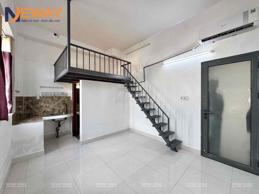 Duplex cửa sổ trời siêu thoáng, Phòng rộng, gác cao gần Chợ Phú Bình