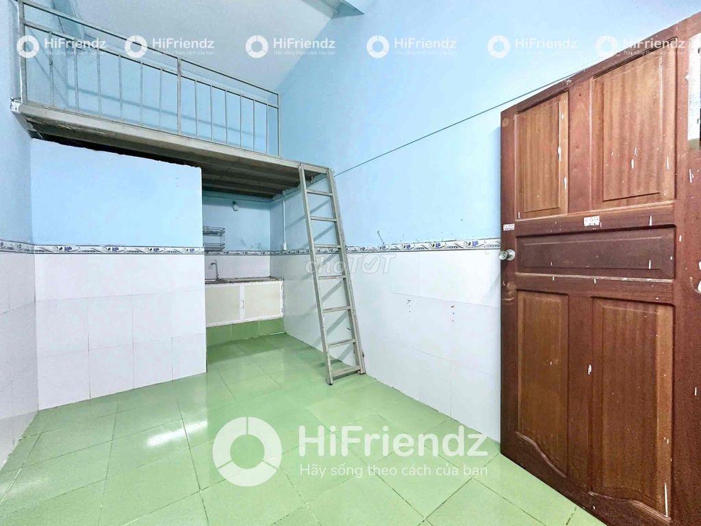 DUPLEX GÁC CAO SẠCH SẼ, BÃI XE RỘNG RÃI, NẰM GẦN ĐẦM SEN - VHU
