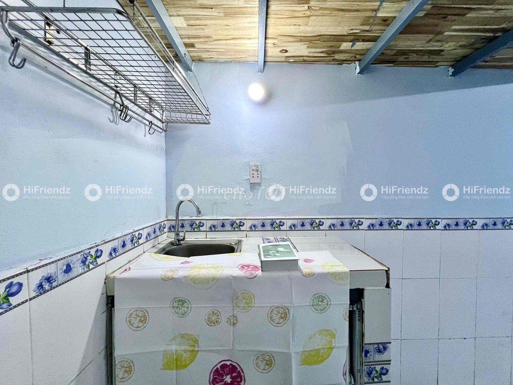 PHÒNG TRỌ GIÁ RẺ GÁC CAO, SẴN MÁY LẠNH QUA ĐẠI HỌC VĂN HIẾN 8P ĐI XE
