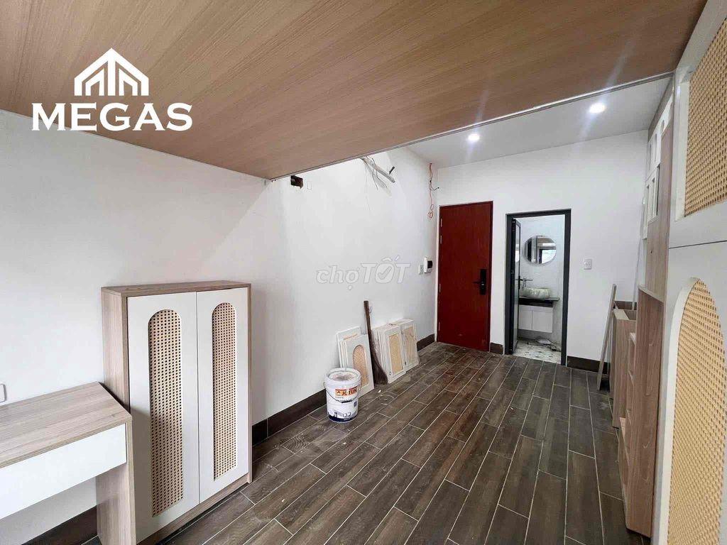 DUPLEX BAN CÔNG CAO CẤP MỚI XÂY 100% RỘNG 28m2, NGAY ĐẠI HỌC VĂN HIẾN