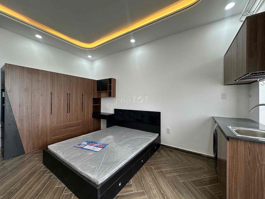 CHDV CAO CẤP MỚI XÂY, BAN CÔNG, MGR, FULL NỘI THẤT NẰM GIÁP QUẬN 6