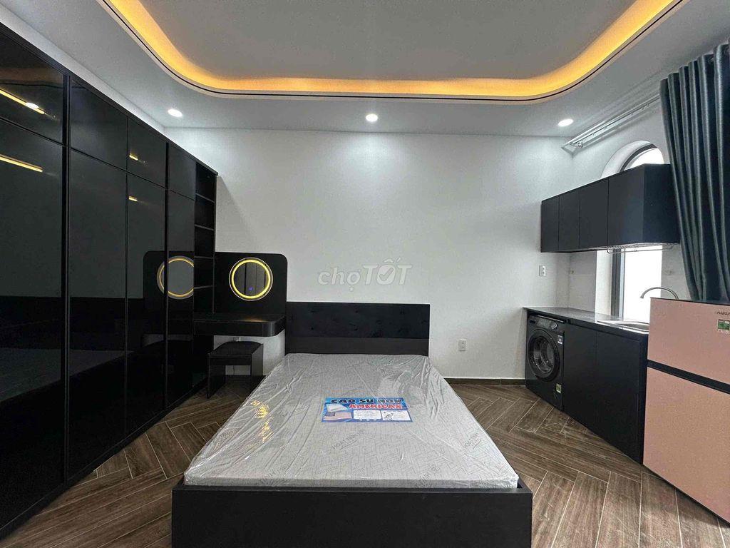 CHDV CAO CẤP MỚI XÂY, BAN CÔNG, MGR, FULL NỘI THẤT NẰM GIÁP QUẬN 6