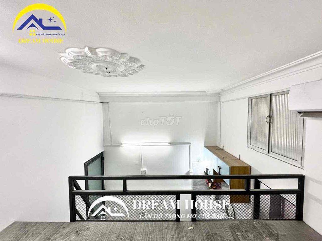 CHDV DUPLEX CỬA SỔ TRỜI, SẴN MÁY LẠNH, QUA ĐH VĂN HIẾN CHỈ 6P ĐI XE