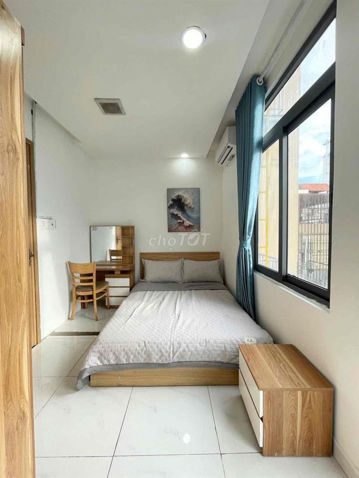 CHDV BAN CÔNG RIÊNG, SẴN NỘI THẤT CƠ BẢN, NẰM GẦN ĐẠI HỌC VĂN HIẾN