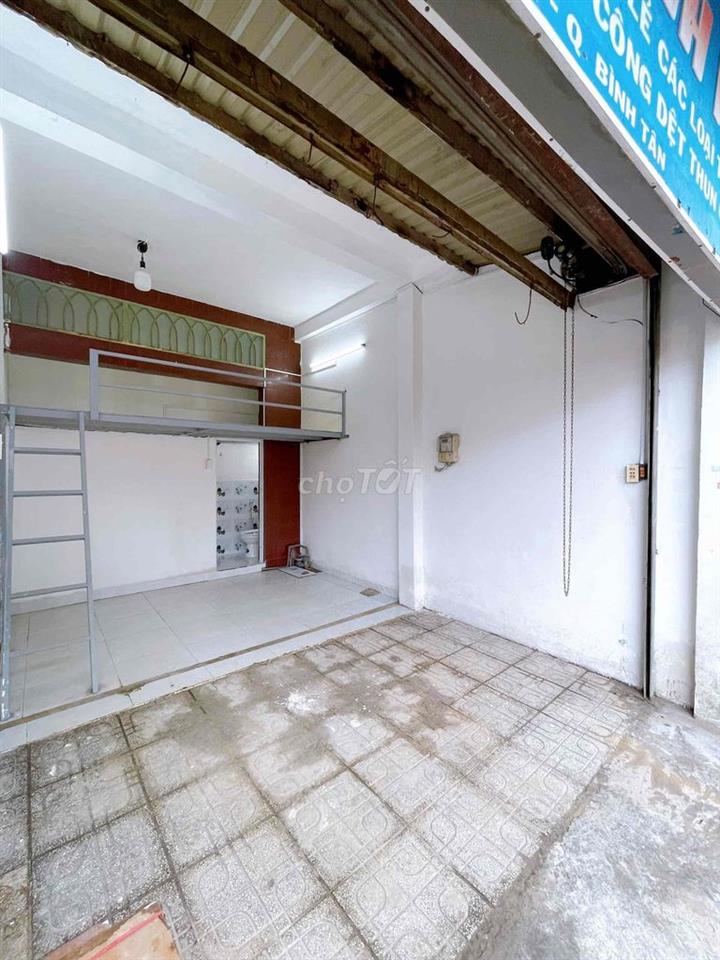 MBKD NẰM NGAY CHỢ BÌNH LONG, XUNG QUANH NHIỀU TIỆN ÍCH, CÓ THỂ Ở NGAY