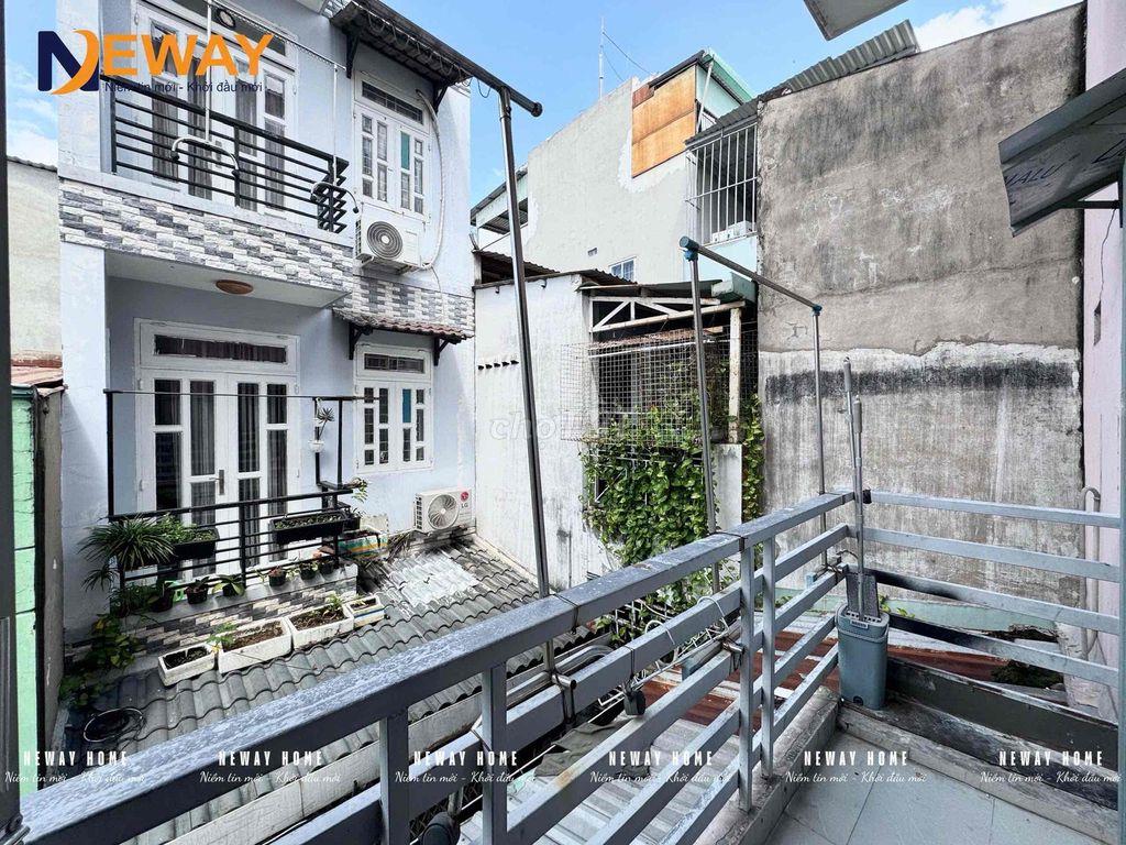PHÒNG TRỌ DUPLEX BAN CÔNG GIÁ RẺ NGAY BỐN XÃ, GẦN ĐẦM SEN