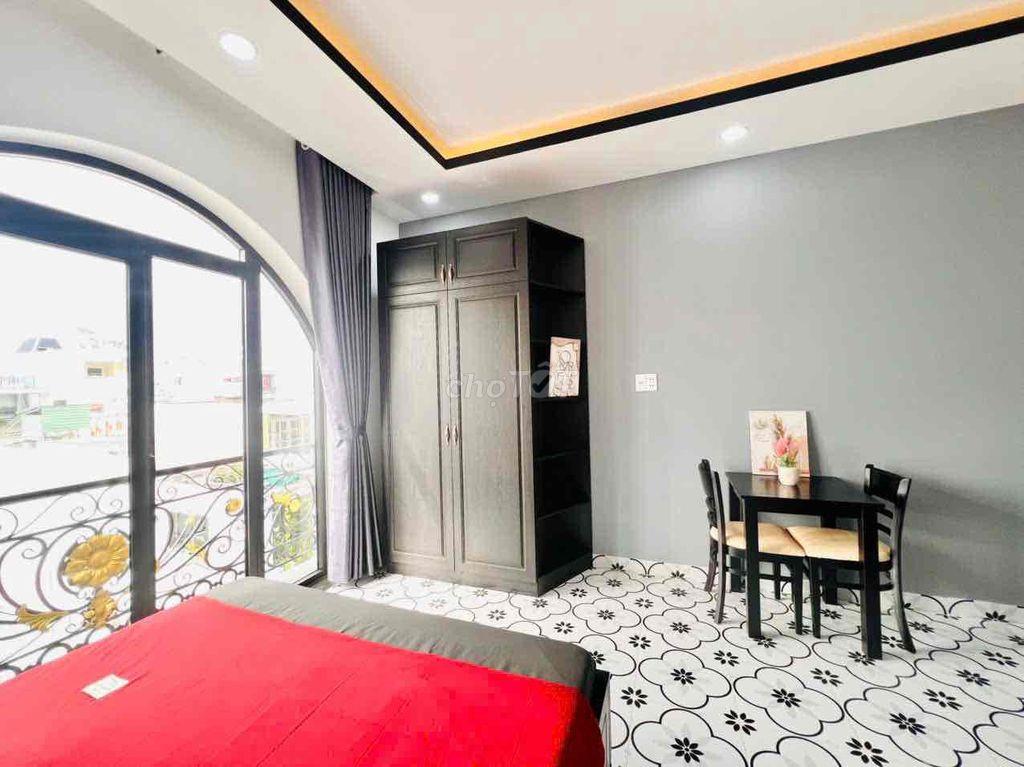 CHDV CAO CẤP SIÊU SANG CHẢNH, FULL NT BAN CÔNG LỚN GẦN ĐH VĂN HIẾN