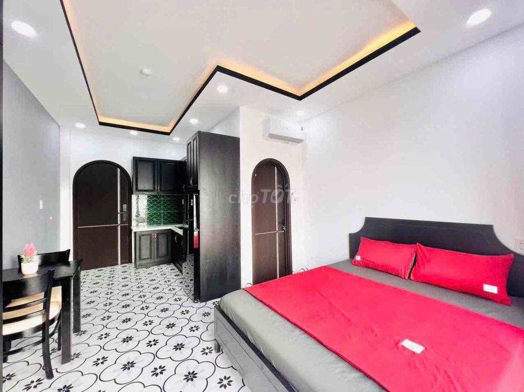 CHDV CAO CẤP SIÊU SANG CHẢNH, FULL NT BAN CÔNG LỚN GẦN ĐH VĂN HIẾN