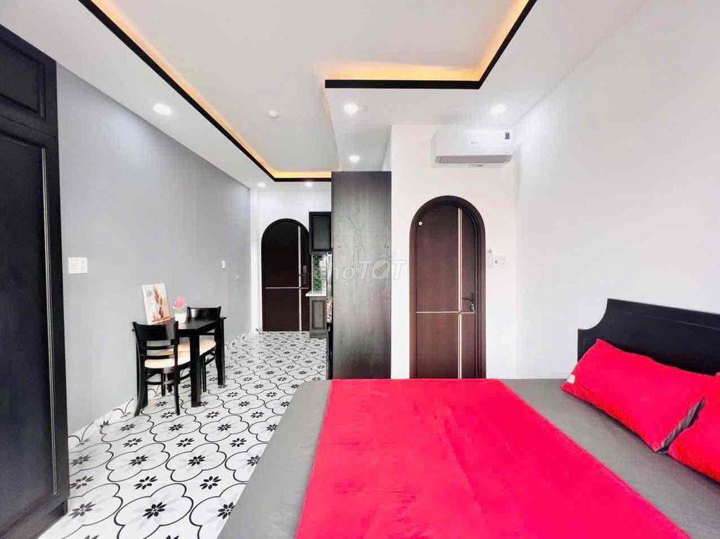 CHDV CAO CẤP SIÊU SANG CHẢNH, FULL NT BAN CÔNG LỚN GẦN ĐH VĂN HIẾN