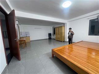 CHO THUÊ STUDIO RỘNG 50m2 NGAY NGÃ TƯ GÒ MÂY