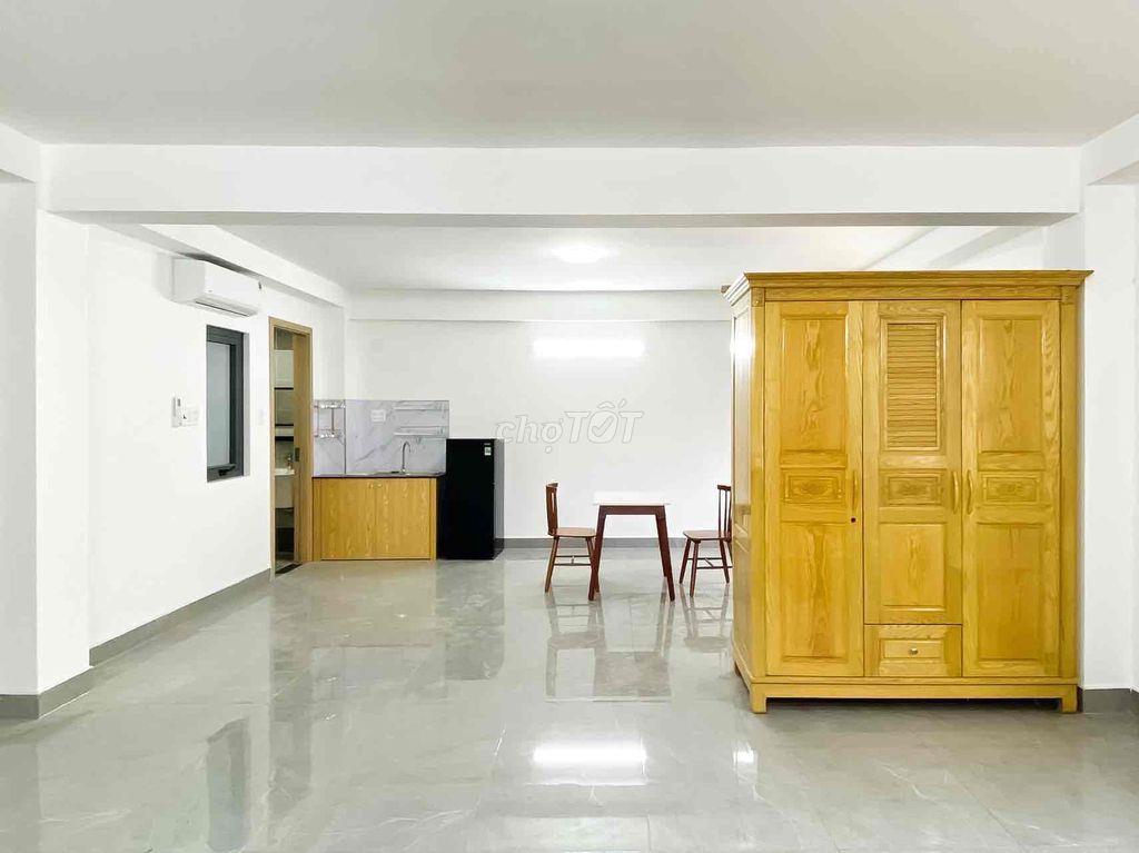 CHO THUÊ STUDIO RỘNG 50m2 NGAY NGÃ TƯ GÒ MÂY