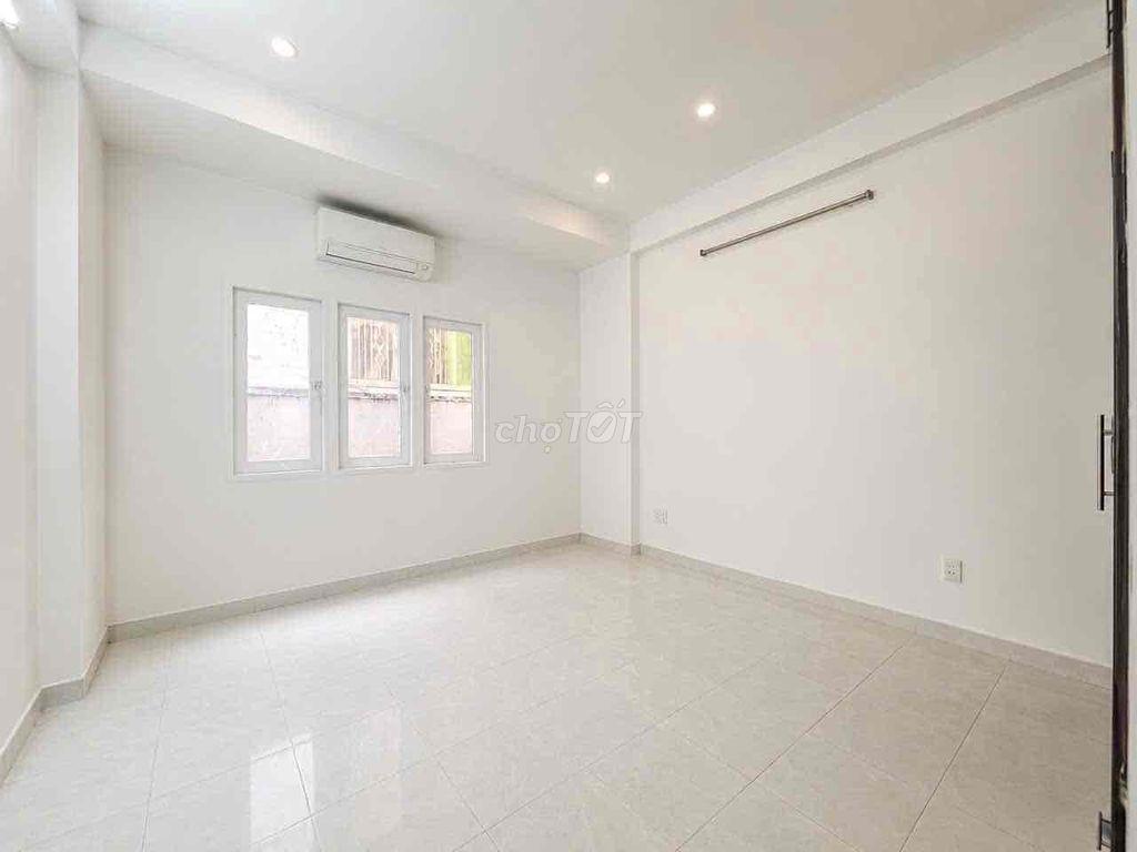 STUDIO CỬA SỔ THOÁNG NẰM SẴN MÁY LẠNH CHỈ CÒN 1P *** GIÁ SIÊU HỜI