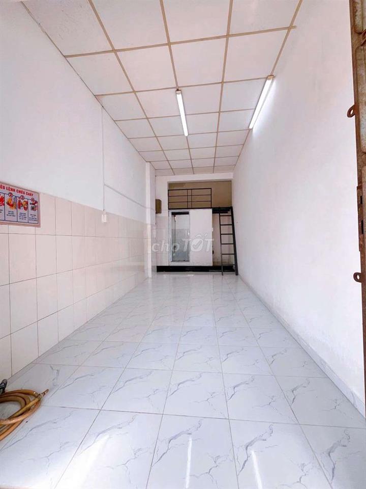 Mặt bằng mặt tiền Âu Cơ, Tân Bình cần tìm khách thuê gấp!