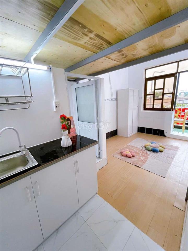 🏡 PHÒNG BAN CÔNG – NGAY LŨY BÁN BÍCH 🌿