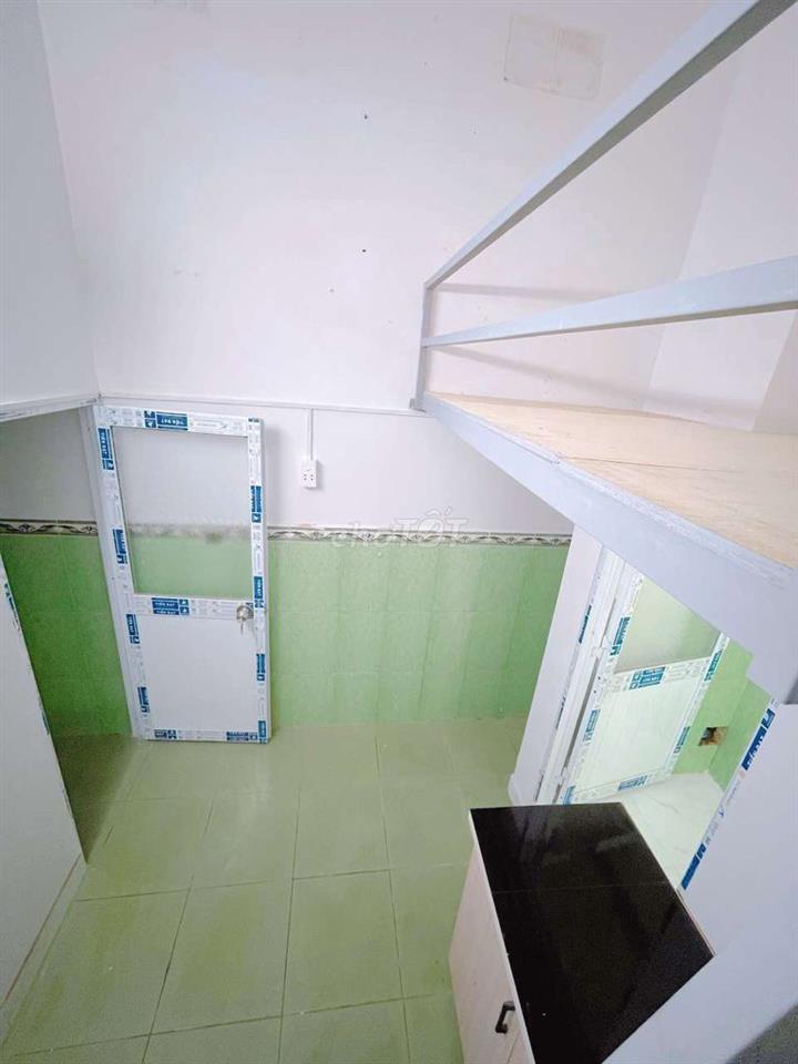 PHÒNG CÓ GÁC SIÊU HẠT DẺ GẦN ĐH VĂN HIẾN - ĐH CÔNG THƯƠNG
