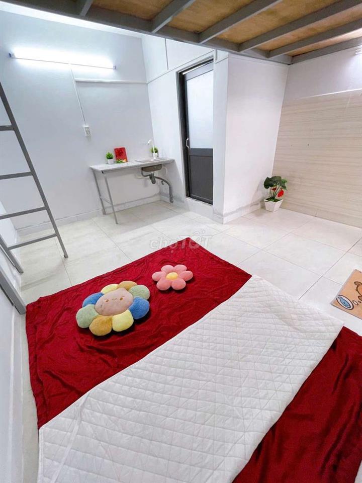 CHÍNH CHỦ CHO THUÊ PHÒNG TRỆT GẦN AEON TÂN PHÚ, HUIT, VHU